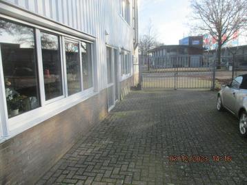 ook eventueel te huur groot woon huis met  bedrijfshal in  A beschikbaar voor biedingen