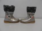 NIEUW - Zilverkleurige laarsjes met knopen en bont -maat 23, Kinderen en Baby's, Meisje, Nieuw, Ophalen of Verzenden, Laarzen