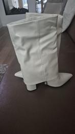 2 paar witte laarzen maat 37 - Nieuw!, Kleding | Dames, Ophalen, Hoge laarzen, Wit, Nieuw