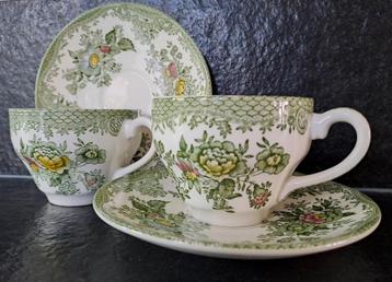 2 Kop en schotels Wedgwood Oriental Pheasants  beschikbaar voor biedingen