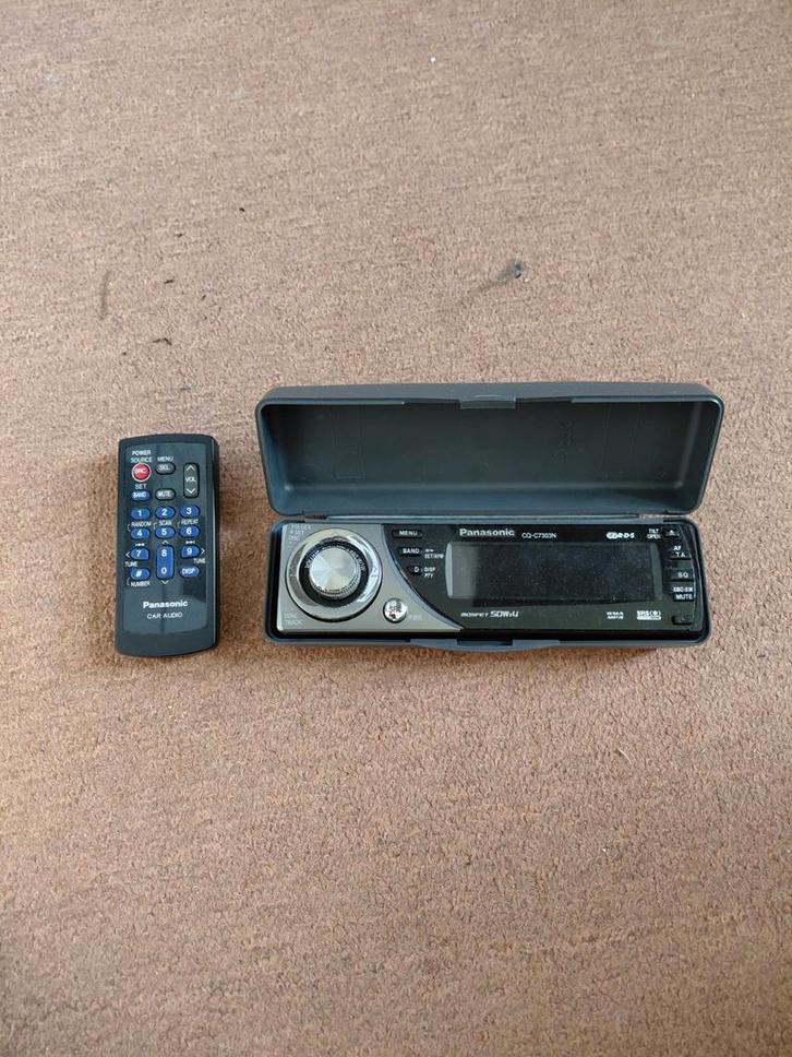 Panasonic CQ-C7303N Autoradio Frontje + Afstandsbediening, Auto diversen, Autoradio's, Zo goed als nieuw, Ophalen of Verzenden