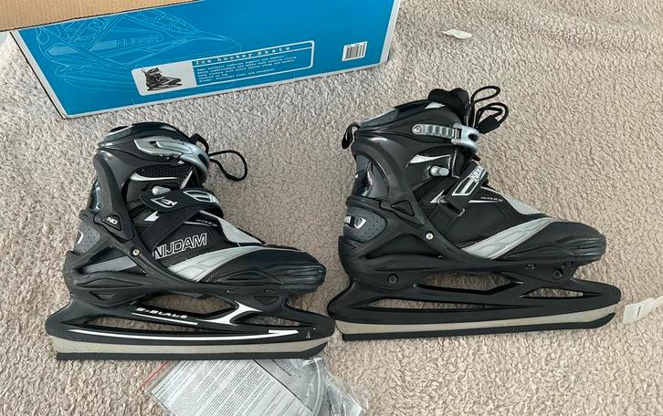 Nijdam ijshockeyschaatsen zgan mt 45 €25, Sport en Fitness, Schaatsen, Zo goed als nieuw, IJshockeyschaatsen, Nijdam, Ophalen
