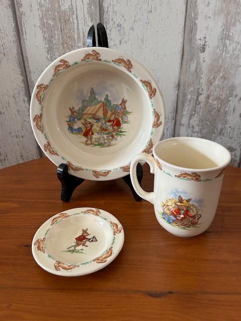 Bunnykins kinder serviesset. 3dlg.( Oud), Antiek en Kunst, Antiek | Servies compleet, Ophalen of Verzenden