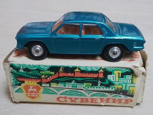 Gaz 2401 Volga Sedan Gorky Novoexport made in ussr, Hobby en Vrije tijd, Modelauto's | 1:50, Zo goed als nieuw, Auto, Overige merken