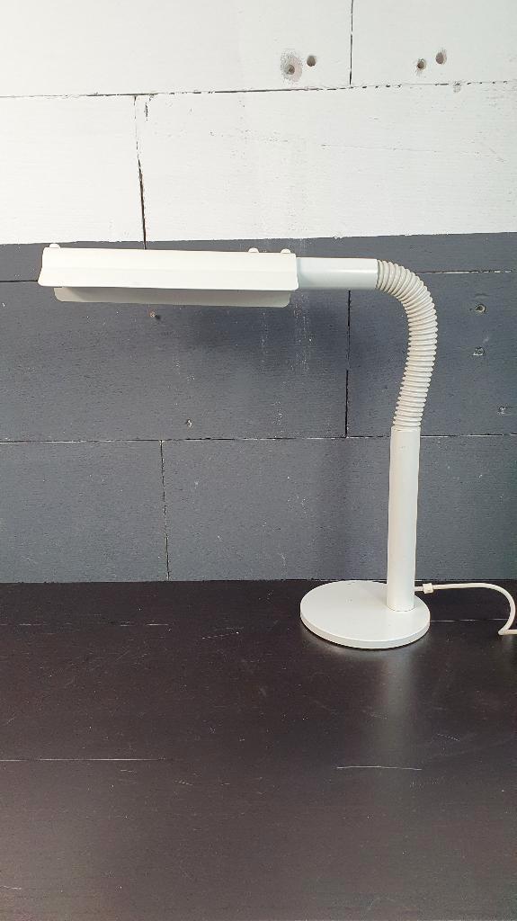 Hala Zeist, witte tafellamp, buigbare arm. Bureaulamp. S36, Huis en Inrichting, Lampen | Tafellampen, Gebruikt, Minder dan 50 cm