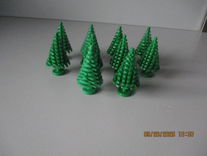 10 9v/12v LEGO DENNENBOMEN in echt perfecte staat!!, Kinderen en Baby's, Speelgoed | Duplo en Lego, Zo goed als nieuw, Lego, Complete set