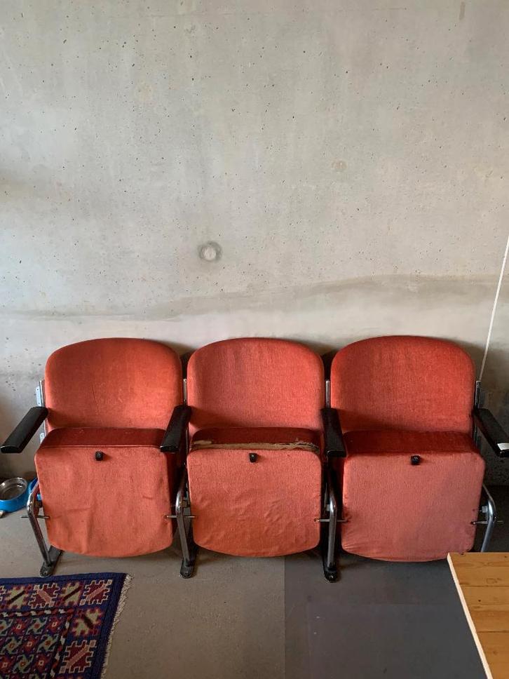 Bioscoopstoelen, Huis en Inrichting, Stoelen, Gebruikt, Drie, Rood, Ophalen