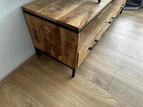 Tv Kast, Huis en Inrichting, Kasten | Televisiemeubels, Gebruikt, Minder dan 100 cm, 100 tot 150 cm, 25 tot 50 cm, Metaal, Overige materialen