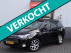 Mitsubishi Outlander 2.0 PHEV instyle navi LEER schuif-dak, Auto's, Mitsubishi, 4 cilinders, Lichtsensor, Zwart, Vierwielaandrijving