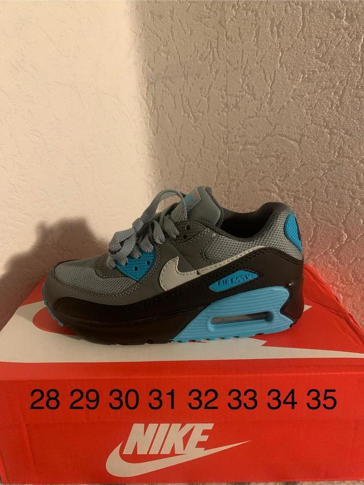 Nike air max 90s kinderen maten 28 tot 35, Kinderen en Baby's, Kinderkleding | Schoenen en Sokken, Nieuw, Schoenen, Jongen of Meisje