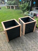 2 douglas bloembakken, Tuin en Terras, Bloembakken en Plantenbakken, Minder dan 60 cm, Vierkant, Ophalen of Verzenden, Zo goed als nieuw
