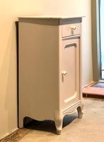 Nachtkastje antiek, Huis en Inrichting, Ophalen, Gebruikt, Minder dan 45 cm, 70 cm of meer