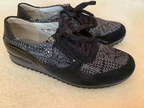 Prachtige zwart/ wit leer schoenen van Waldlaufer, 6 1/2(40), Kleding | Dames, Schoenen, Zo goed als nieuw, Sneakers of Gympen