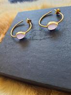 Echt zilveren creolen, goud verguld, met roze chalcedoon, Ophalen of Verzenden, Zo goed als nieuw, Roze, Zilver