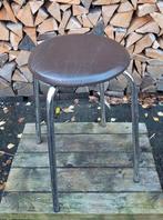 Vintage bruine Brabantia kruk, Huis en Inrichting, Krukjes, Ophalen, Gebruikt, IJzer