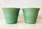 2 vintage bloempotjes van 8 cm hoog, zeegroen met ribbeltjes, Ophalen of Verzenden