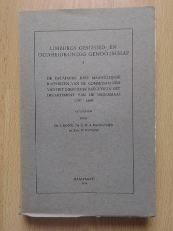 De decadaire, resp. maandelijkse rapporten ... beschikbaar voor biedingen