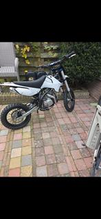 Apollo orion 140cc, Fietsen en Brommers, Brommers | Crossbrommers, Ophalen of Verzenden, Zo goed als nieuw, Overige merken