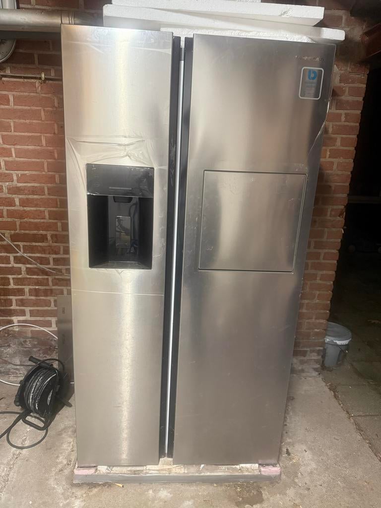 Schneider Amerikaanse Koelkast - Zo goed als nieuw!, Witgoed en Apparatuur, Koelkasten en IJskasten, Ophalen, 200 liter of meer