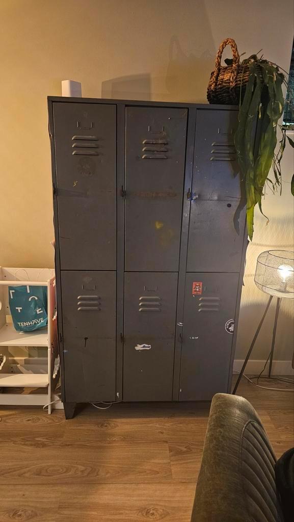 Industriële Kast - Stoer & Uniek!, Huis en Inrichting, Kasten | Lockerkasten, Gebruikt, Ophalen of Verzenden