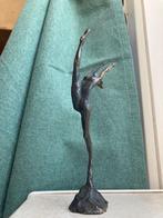 Bronzen dansfiguur van Corry Ammerlaan-van Niekerk, Ophalen of Verzenden, Brons