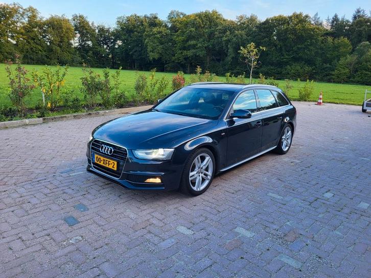 Audi A4 1.8TFSI 125KW Avant Multitr. 2012 Blauw, Auto's, Audi, Particulier, A4, ABS, Airbags, Airconditioning, Alarm, Bluetooth