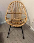 Rotan schommelstoel, Huis en Inrichting, Stoelen, Rotan, vintage en industrieel, Overige kleuren, Ophalen of Verzenden, Zo goed als nieuw