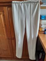 Creme broek met split aan de onderkant. Zara., Ophalen of Verzenden, Zo goed als nieuw, Maat 38/40 (M), Beige