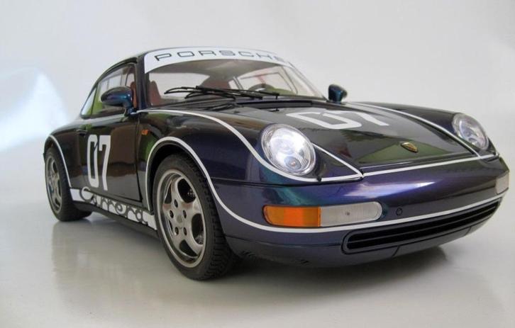 Pocher 1/8 Porsche 993 1/8 coupè en Decapotable diverse kleu, Hobby en Vrije tijd, Modelauto's | 1:5 tot 1:12, Zo goed als nieuw