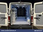 Volkswagen Crafter 2.0 TDI 141pk L3H2 L2H1 Euro6 Airco | Cam, Voorwielaandrijving, Stof, Gebruikt, 4 cilinders