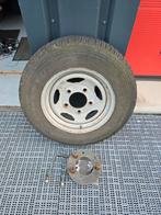 Landrover series 3 reserveband met achterklep bevestiging, Auto-onderdelen, Carrosserie en Plaatwerk, Ophalen, Achterklep, Rechts