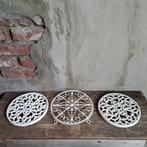 Witte ronde gietijzeren onderzetter ø 20cm *Etage3*, ., Ophalen of Verzenden, Zo goed als nieuw, .