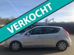 Hyundai I30 1.6 CRDi Dynamic airco, Auto's, Hyundai, Stof, Gebruikt, 4 cilinders, 116 pk