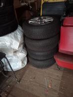 Winterbanden Volvo V70 model na 2004, Auto-onderdelen, Banden en Velgen, Ophalen, 16 inch, Banden en Velgen, 205 mm