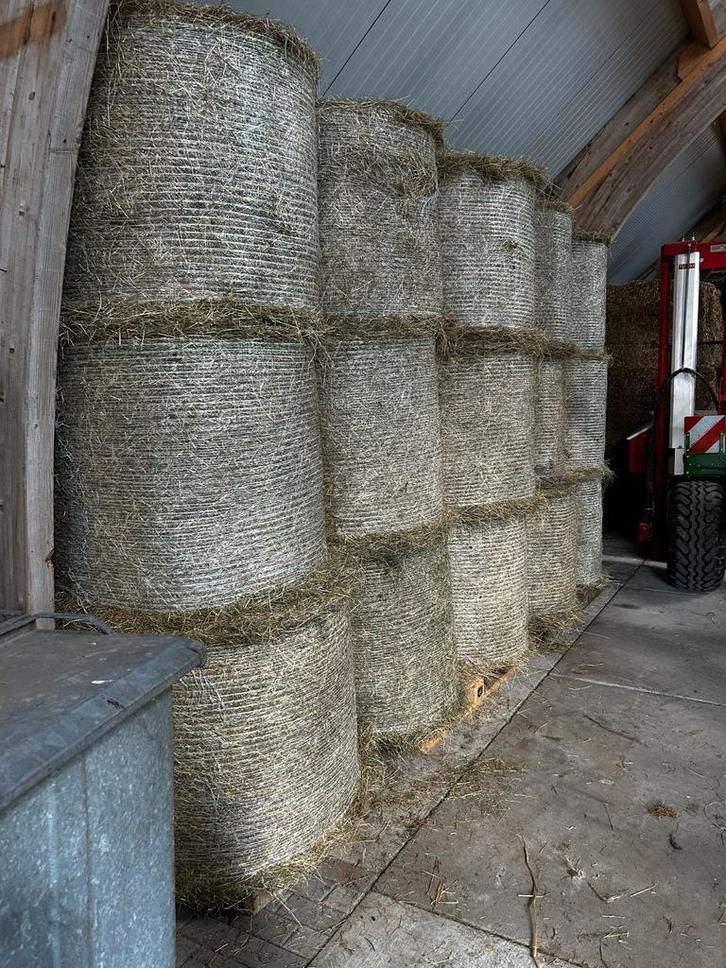 ongewikkelde midibalen/ paardenhooi met analyse, Zakelijke goederen, Agrarisch | Veevoer, Ophalen