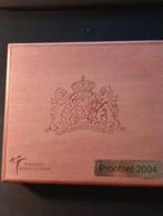 Proofset Nederland 2004 in houten box, Postzegels en Munten, Munten | Nederland, Ophalen of Verzenden, Koningin Beatrix, Euro's