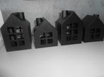 4 Metalen huisjes (waxinehouder), Huis en Inrichting, Woonaccessoires | Kandelaars en Kaarsen, Ophalen, Zwart, Nieuw, Metaal