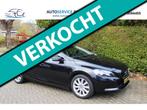 Volvo V40 1.6 T3 Momentum, Auto's, Volvo, Voorwielaandrijving, Gebruikt, 4 cilinders, 150 pk