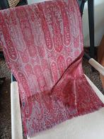 Mooie wollen sjaal van Pulls, Pulls, Ophalen of Verzenden, Gedragen, One size fits all