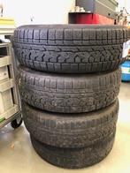 Stalenvelgen met gebruikte winterbanden Mitsubishi Outlander, Ophalen, 16 inch, Winterbanden, Personenwagen