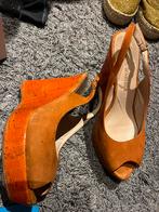 Pail Warmer sleehakken maat 38 origineel, Kleding | Dames, Schoenen, Oranje, Ophalen of Verzenden, Zo goed als nieuw, Schoenen met hoge hakken