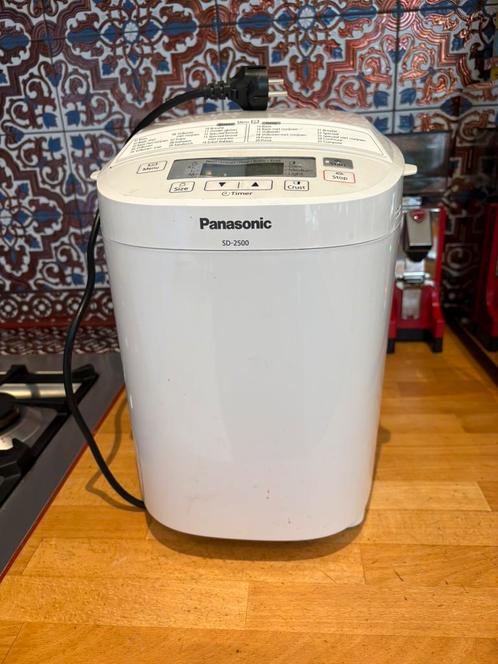 Broodbakmachine Panasonic SD-2500, Witgoed en Apparatuur, Broodbakmachines, Gebruikt, Met timer, 800 tot 1200 gram deeg, Meer dan 10 programma's