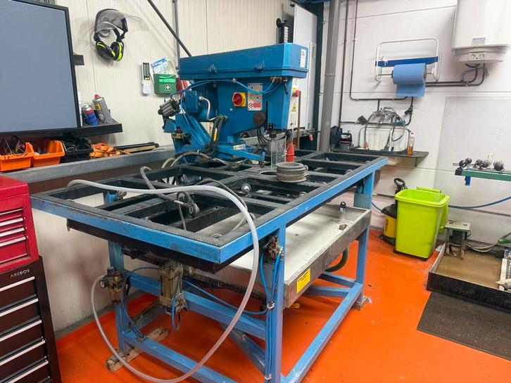 Boormachine water gekoeld voor glas, Zakelijke goederen, Machines en Bouw | Industrie en Techniek, Ophalen