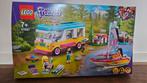 41681 LEGO Friends Boscamper en zeilboot, Kinderen en Baby's, Speelgoed | Duplo en Lego, Ophalen of Verzenden, Gebruikt