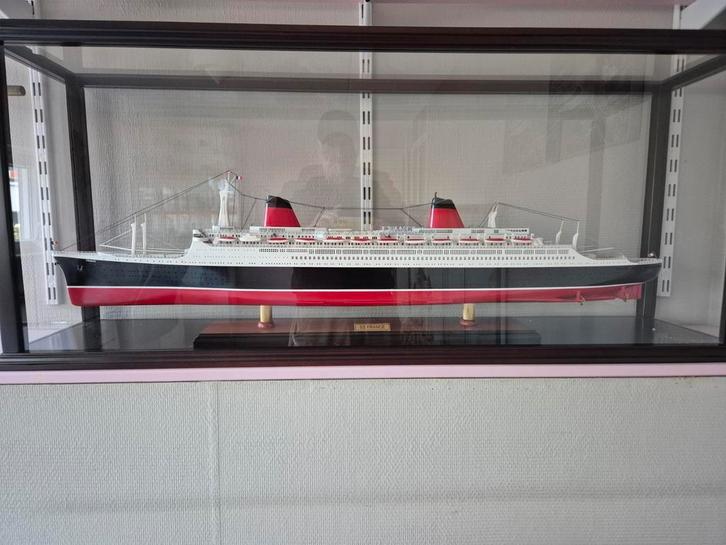 Model van de SS France, Verzamelen, Scheepvaart, Zo goed als nieuw, Schaalmodel, Ophalen