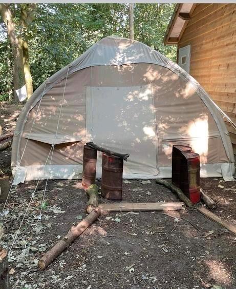 Karsten Tent Type 350 opblaasbaar oppompbaar niet schoon, Caravans en Kamperen, Tenten, tot en met 6, Gebruikt, Ophalen