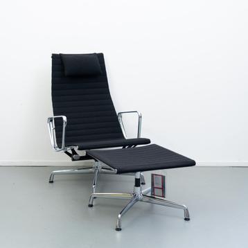 2x Vitra Eames EA 124 + 125 Set Zwart Hopsak - Chroom beschikbaar voor biedingen