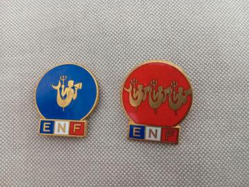 2 oude speldjes Franse zwembond. beschikbaar voor biedingen