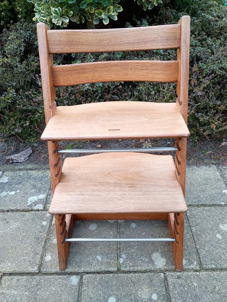 Stokke Tripp Trapp Walnoot Hout oak, Kinderen en Baby's, Kinderstoelen, Gebruikt, Meegroeistoel, Aanschuifbaar, Ophalen