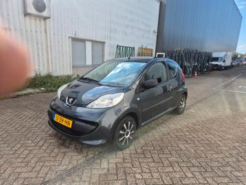 Peugeot 107 1.0 12V 3DR 2008 Grijs beschikbaar voor biedingen